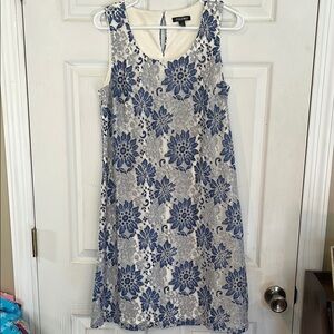 Roz & Ali Size 8 Sleeveless Dress